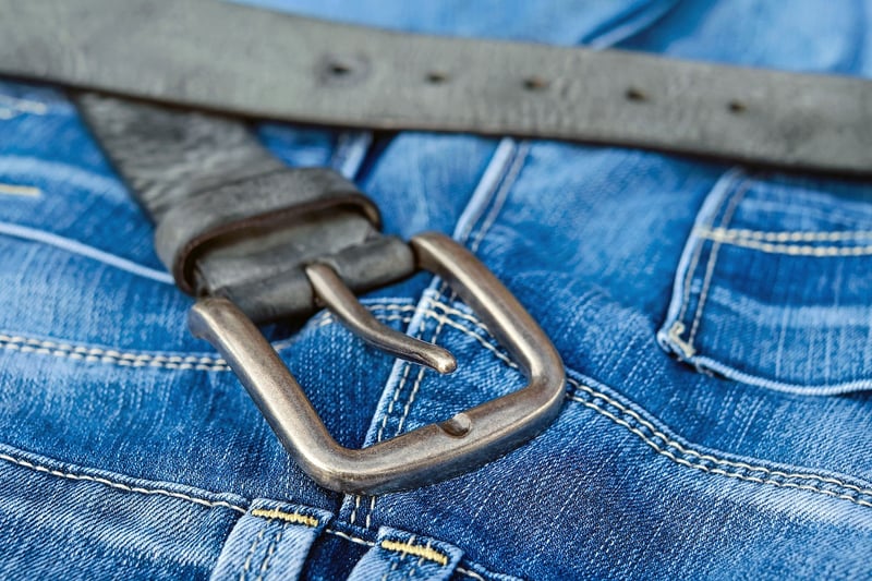 Turn jeans into shorts